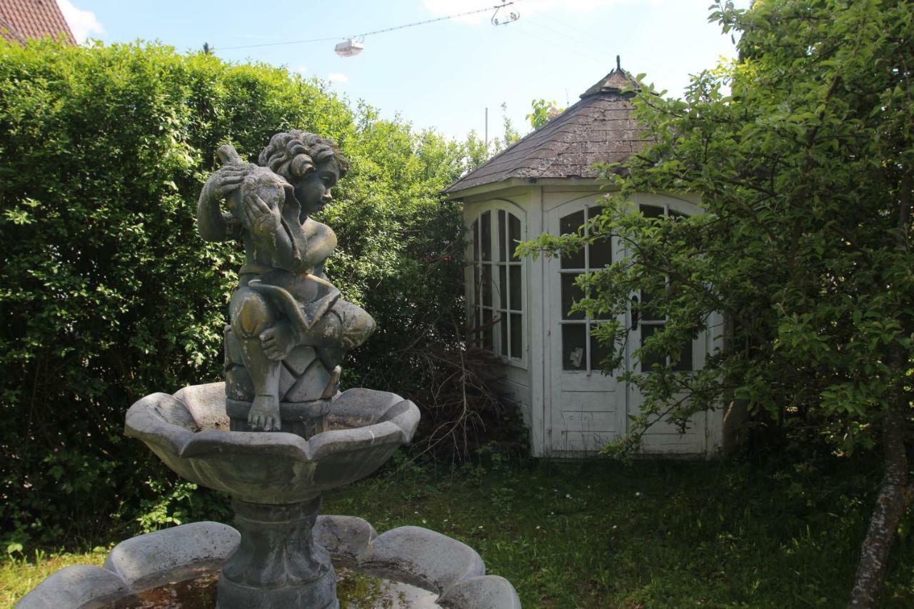 Lila Villa Schwenningen Villingen-Schwenningen Eksteriør billede
